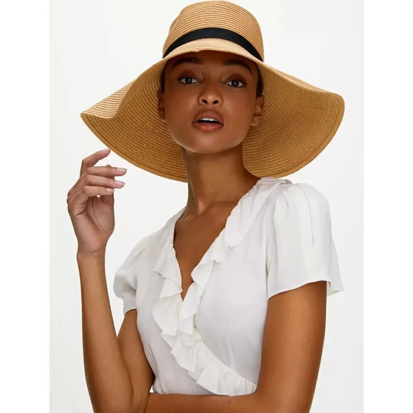 Aritzia Main Character Raven Straw Hat Color Natural And Black - Picture 1 of 7